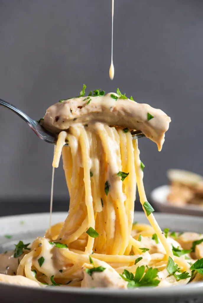 Creamy One-Pot Chicken Alfredo – Weeknight Hero